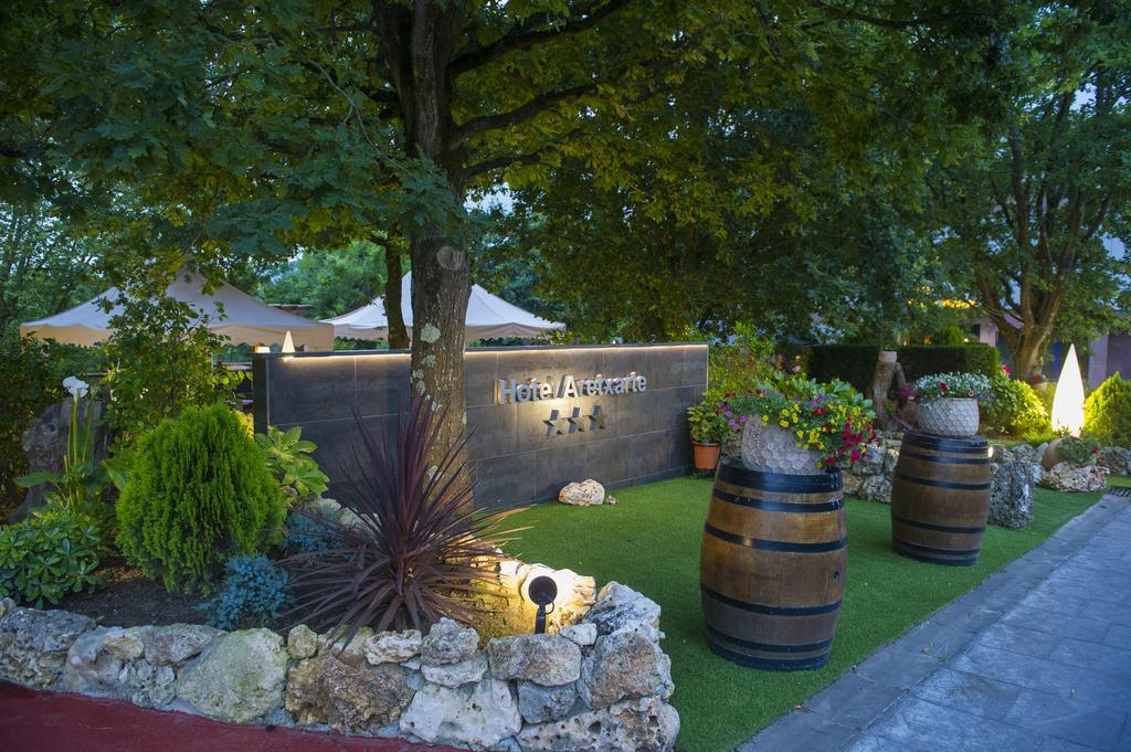 Hotel Aretxarte Самудио Екстериор снимка