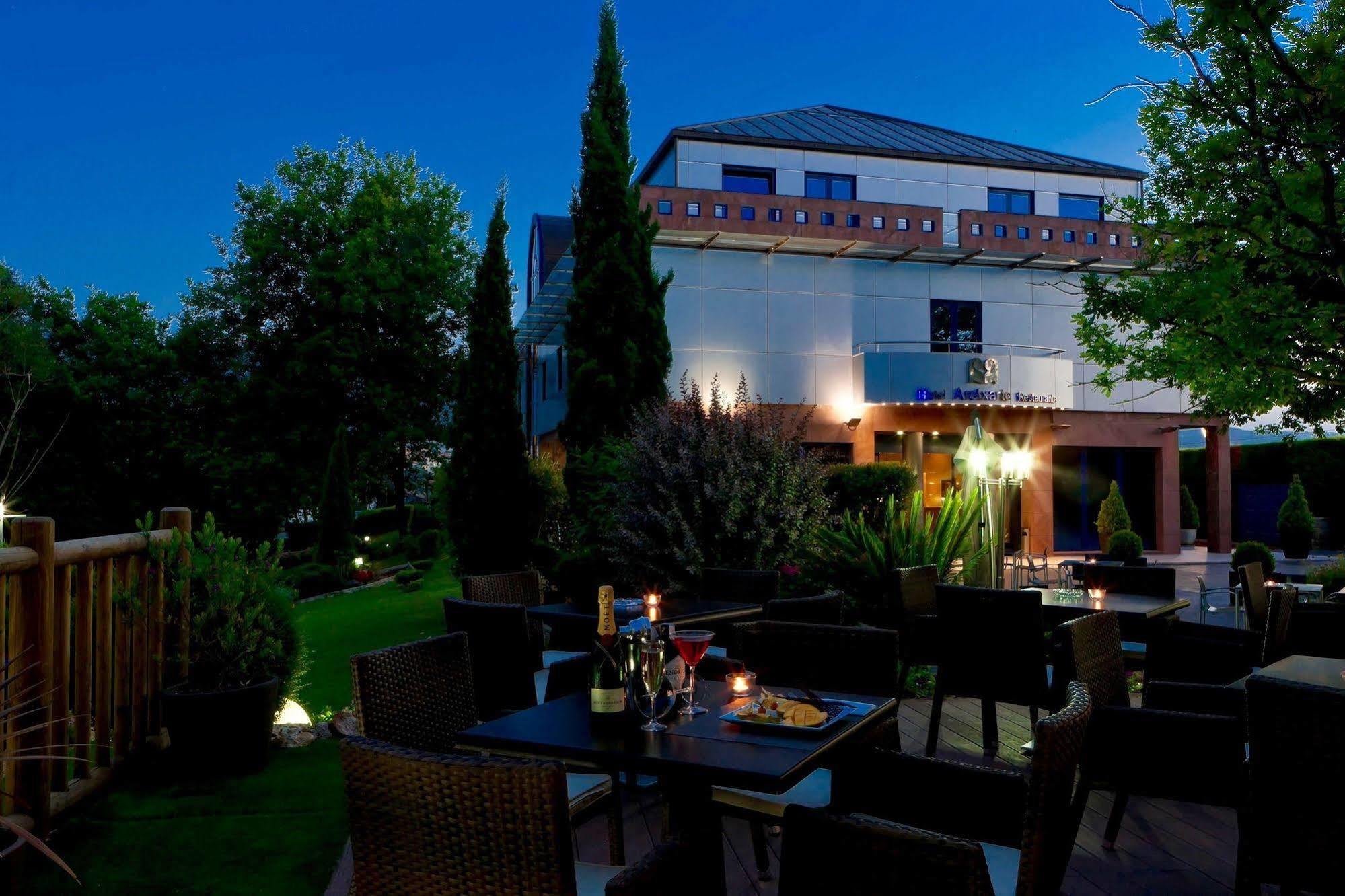 Hotel Aretxarte Самудио Екстериор снимка